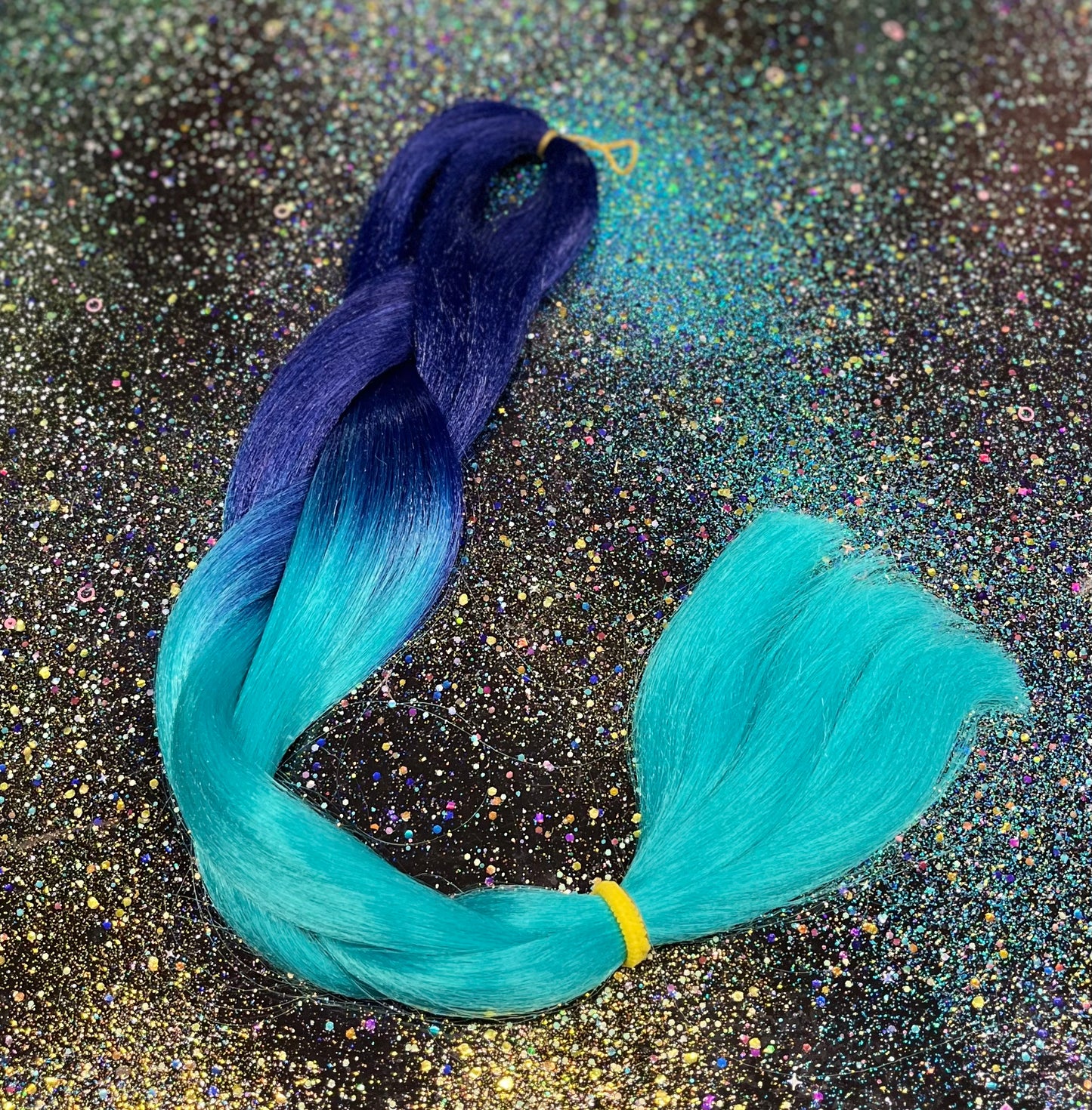 QUEEN oF CUPS - DARK BLUE OMBRE